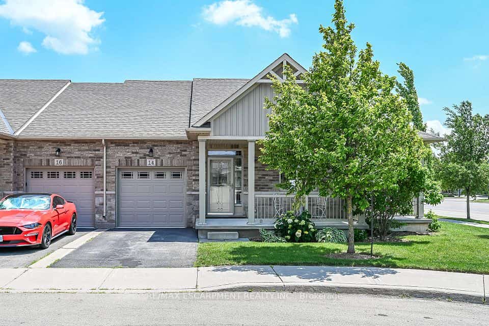 14 Ecker Lane, Hamilton, ON L0R 1C0