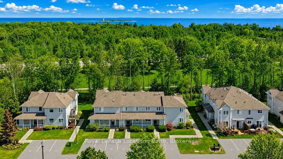 43 SUNDIAL Court, Collingwood, ON L9Y 5E5