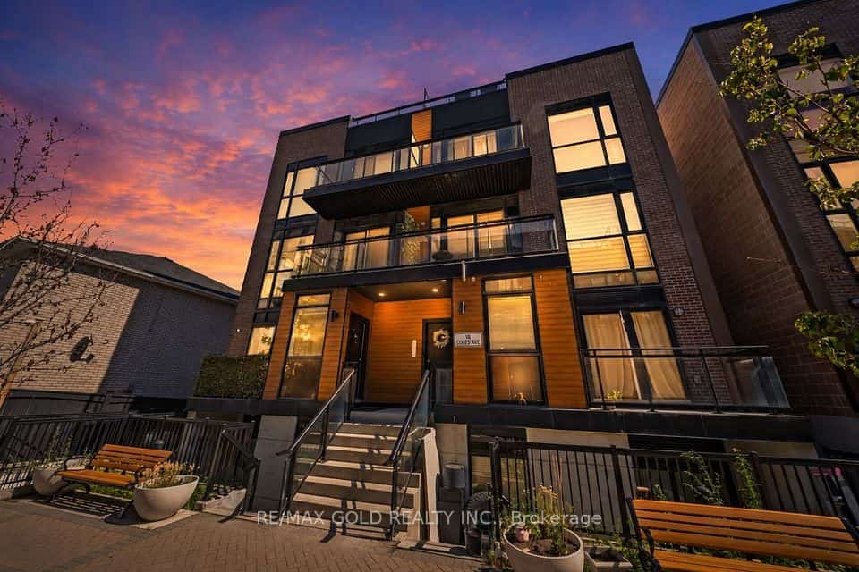 18 Coles Avenue #602, Vaughan, ON L4L 1L9