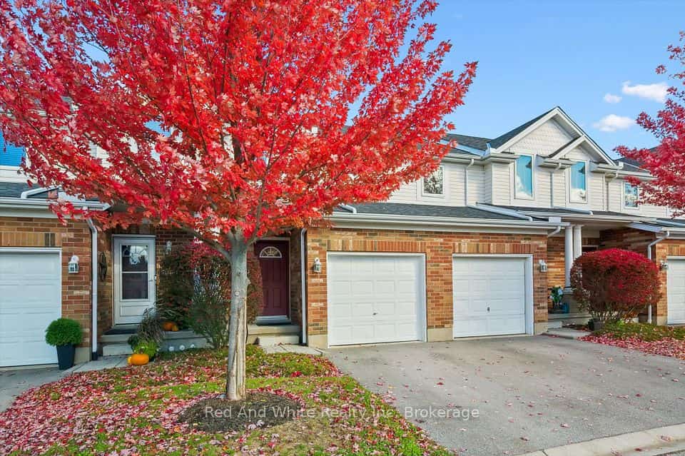 151 Clairfields Drive E #3, Guelph, ON N1L 1P5
