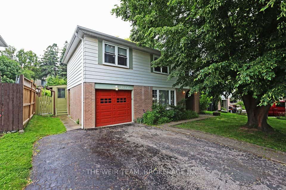 1577 Otterby Road, Mississauga, ON L4X 1W8