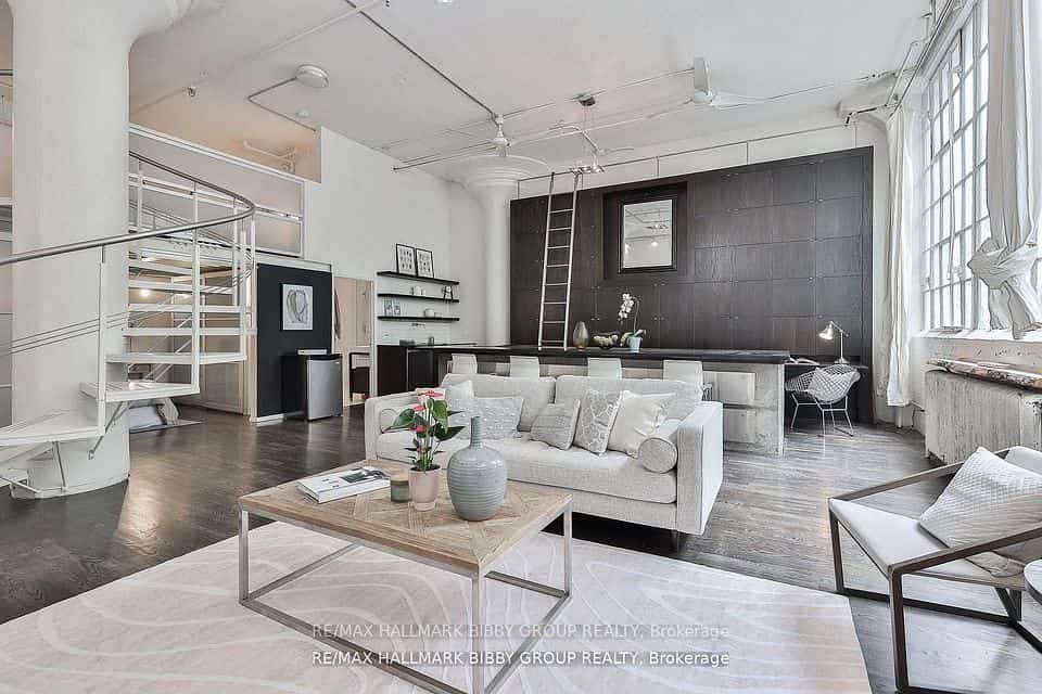 245 Carlaw Avenue #315, Toronto, ON M4M 2S6