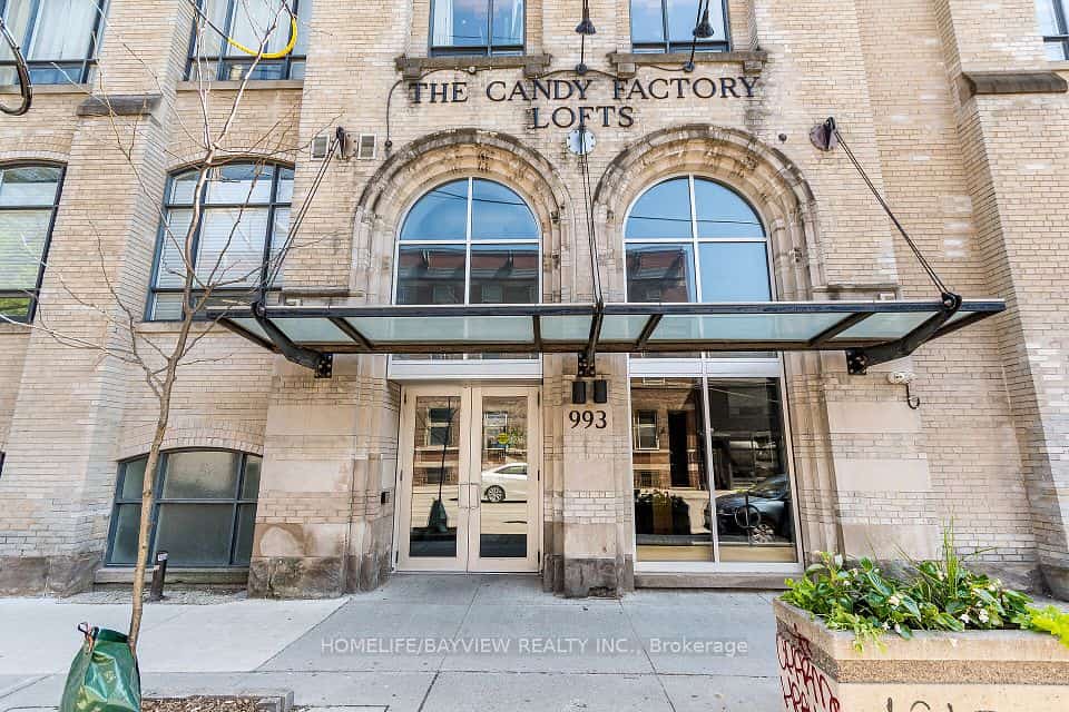 993 Queen Street W #203, Toronto, ON M6J 1H2