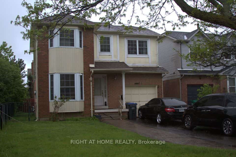 14 Santa Anita Court, Brampton, ON L6Y 4P8
