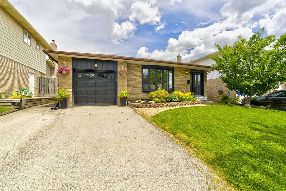 2379 Duncaster Drive, Burlington, ON L7P 3V9