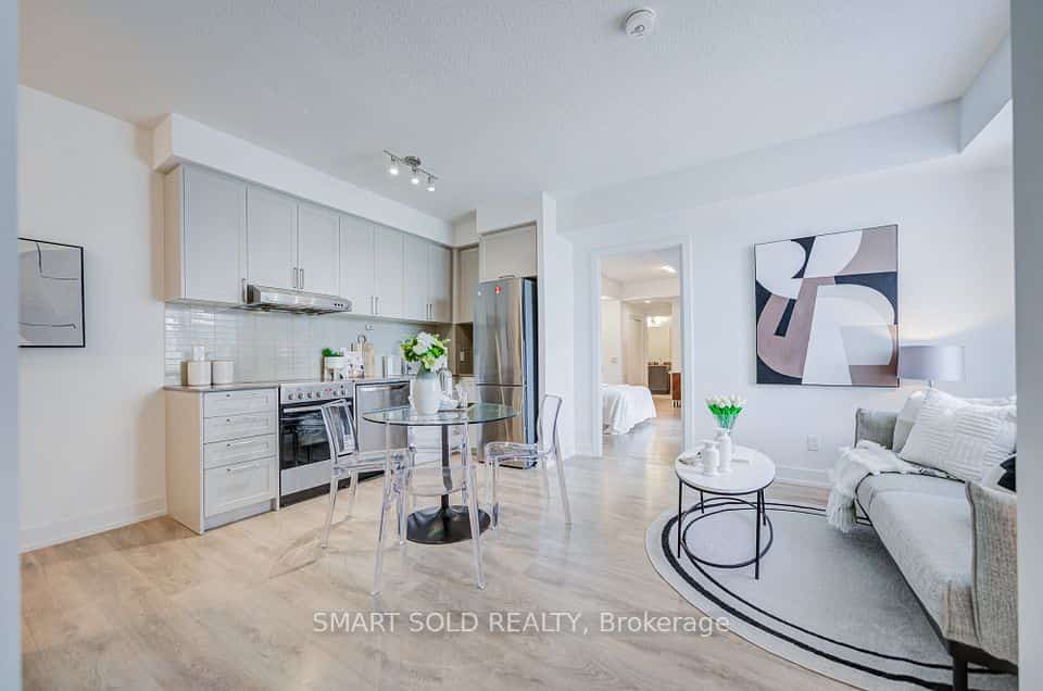 268 Buchanan Drive #305W, Markham, ON L3R 8G9