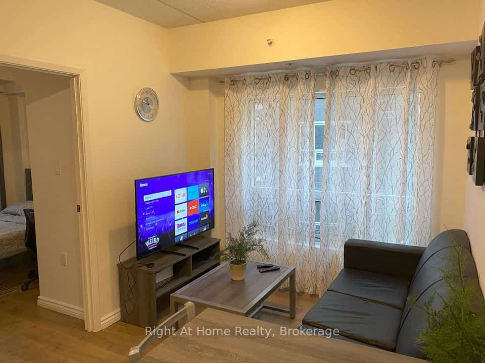 275 LARCH Street #G204, Waterloo, ON N2L 0J4