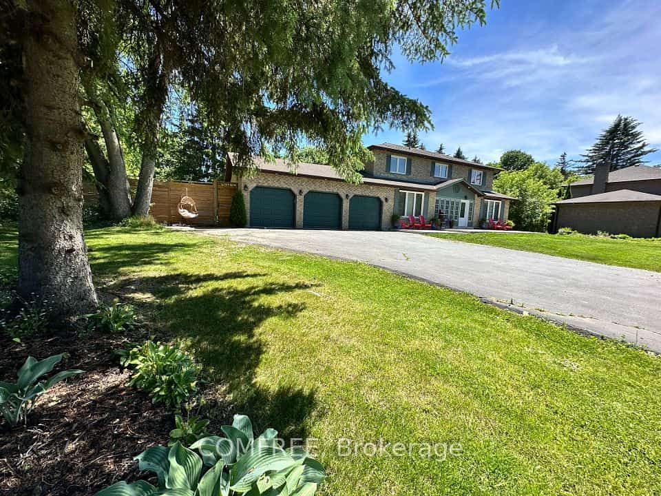 46 William Street, East Gwillimbury, ON L0G 1V0