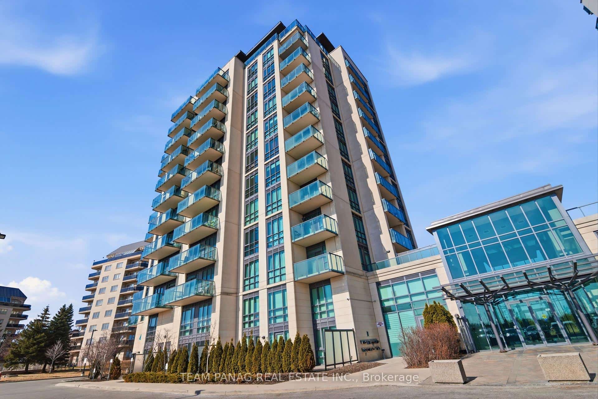 45 Yorkland Boulevard #209, Brampton, ON L6P 4B4
