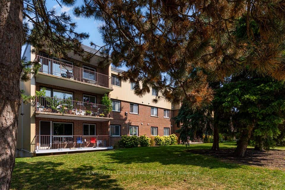 30 Avalon Place, Kitchener, Kitchener