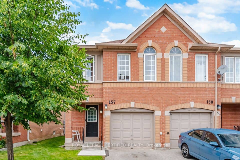 5030 Heatherleigh Avenue, Mississauga