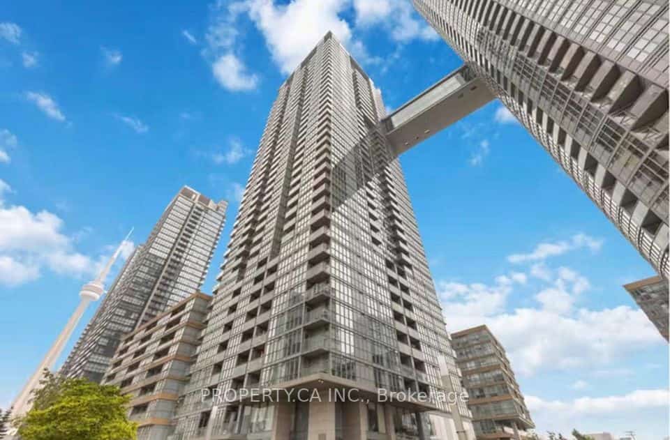 15 Iceboat Terrace #341, Toronto, ON M5V 4A5