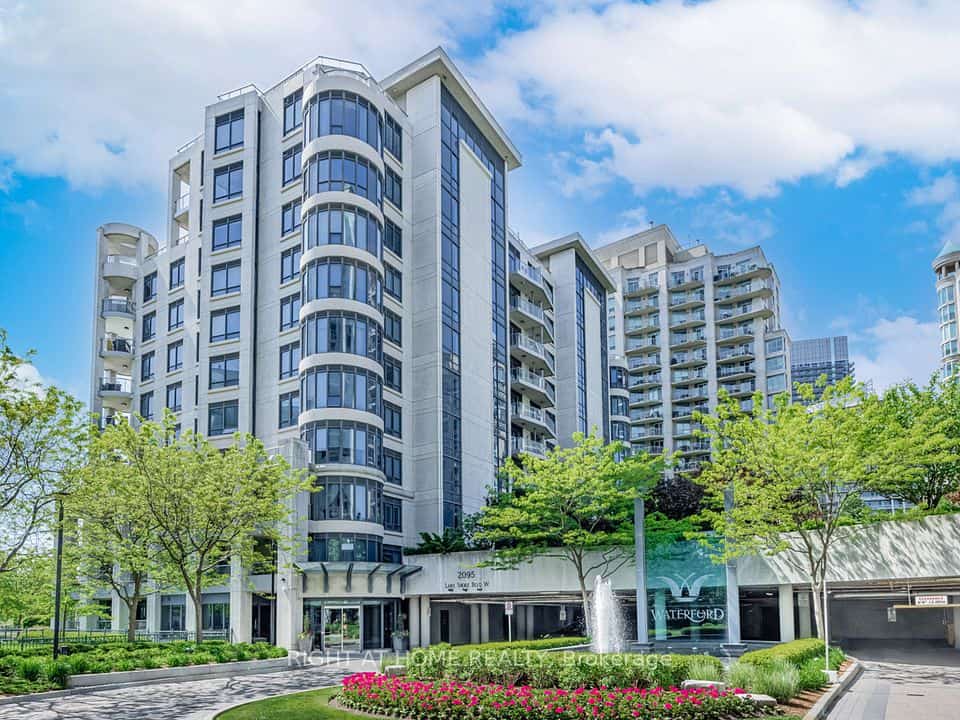 2095 Lake Shore Boulevard W #LPH19, Toronto, ON M8V 4G4