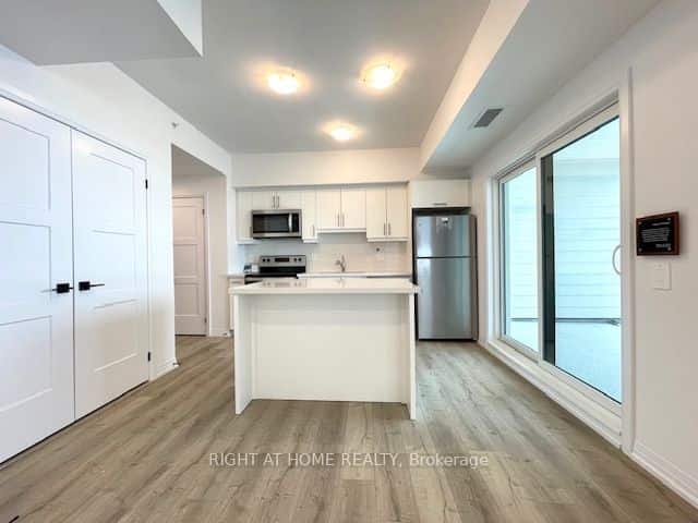 15 Kneeshaw Drive, Barrie, Barrie