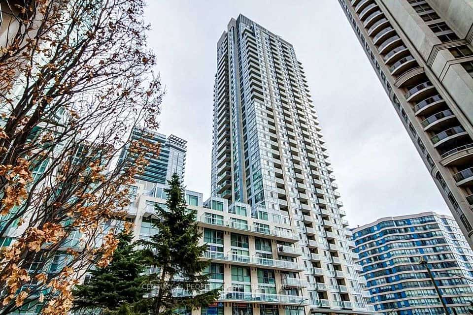 225 Webb Drive #703, Mississauga, ON L5B 4P2