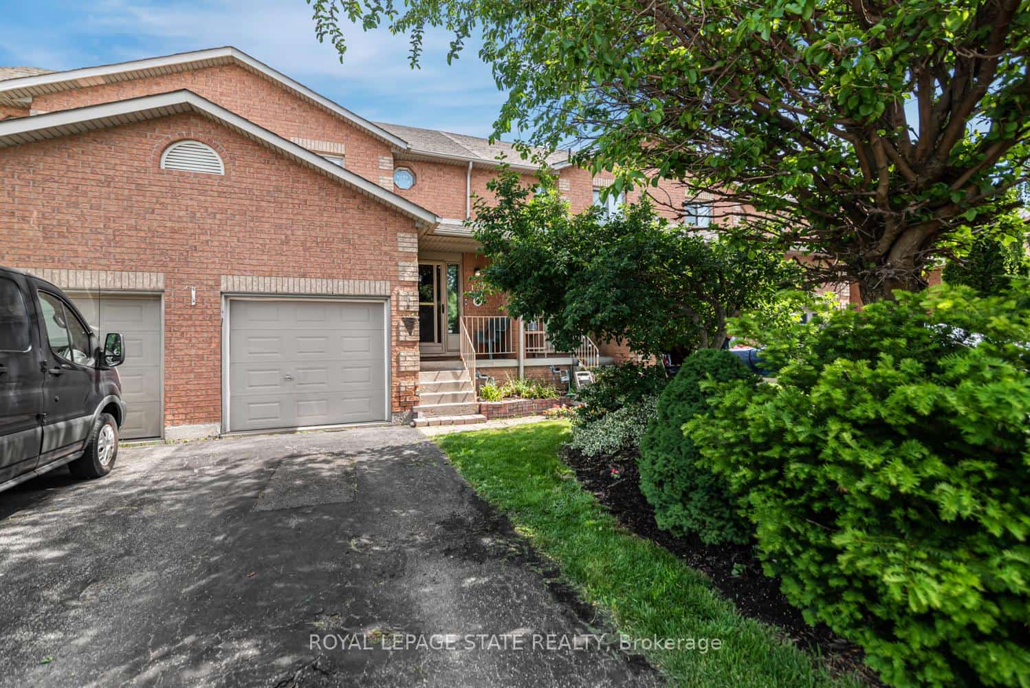 127 Terni Boulevard, Hamilton, ON L8W 3W4