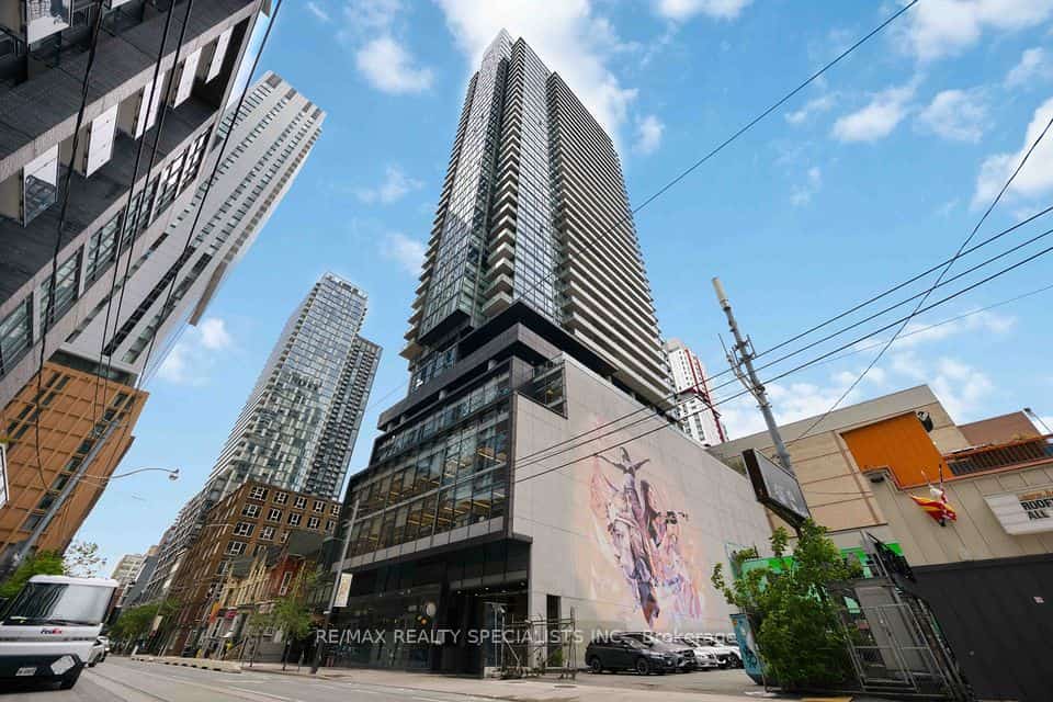 290 Adelaide Street #2310, Toronto, ON M5V 0P3
