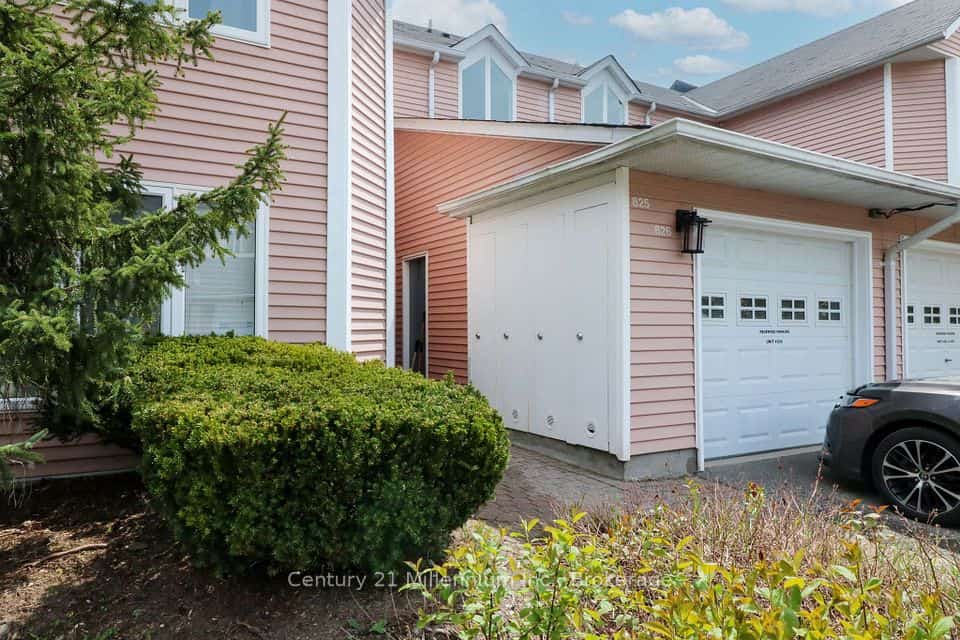 34 Dawson Drive #825, Collingwood, ON L9Y 5B4
