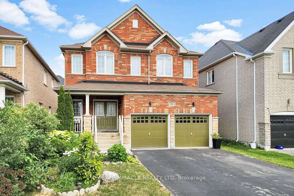 2003 Queensbury Drive, Oshawa, ON L1K 0S1
