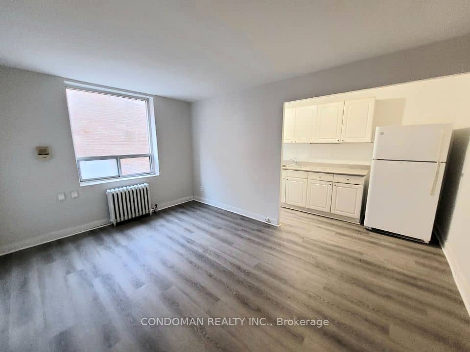 852 Broadview Avenue, Toronto
