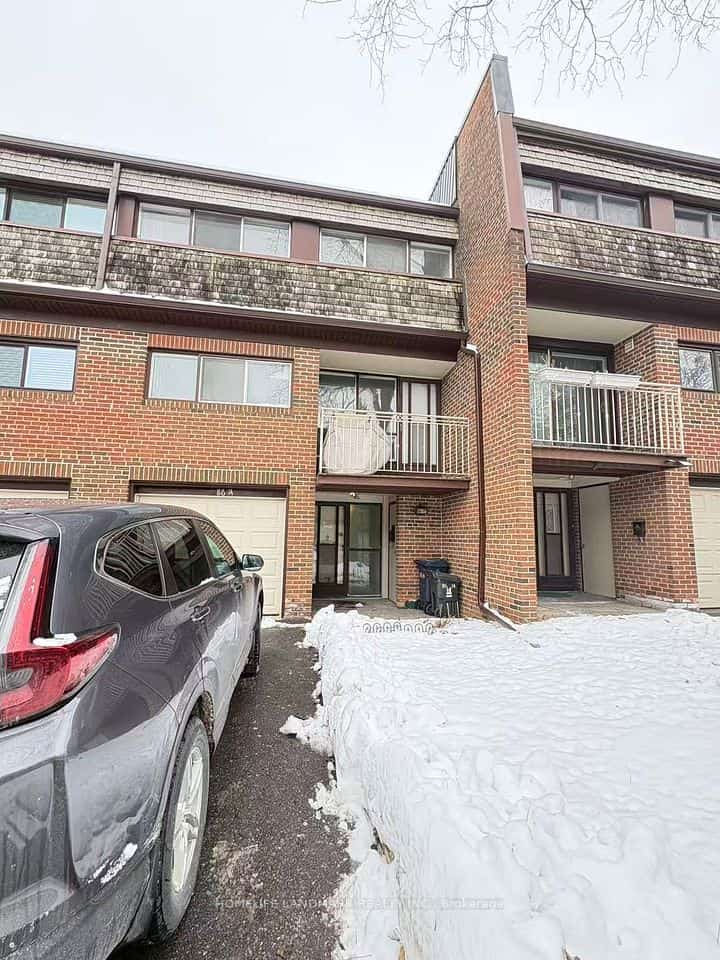 86 CASTLEBURY Crescent #14, Toronto, ON M2H 1W8