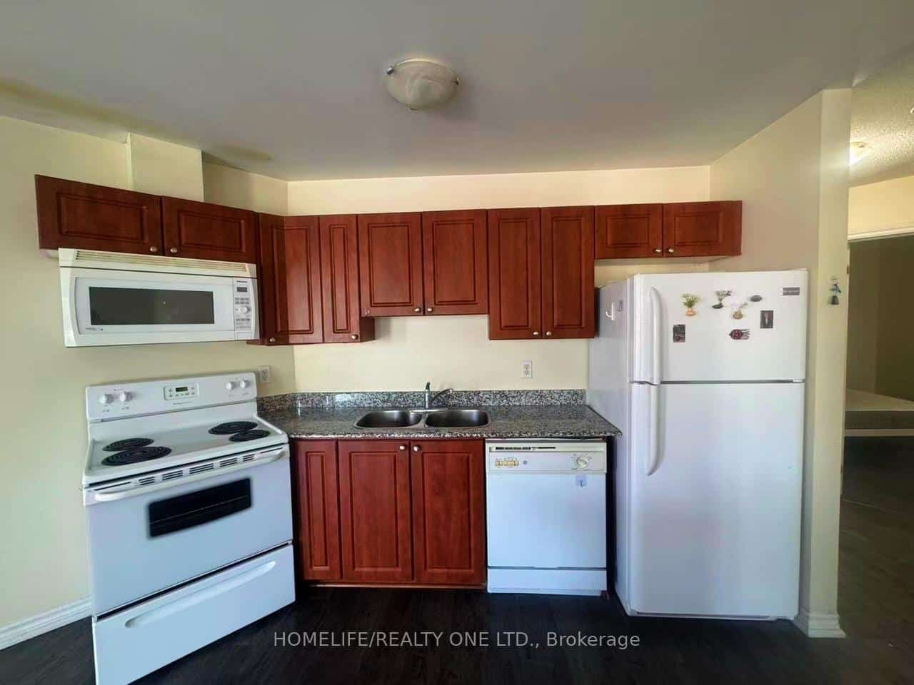 135 James Street S #314, Hamilton, ON L8P 2Z6