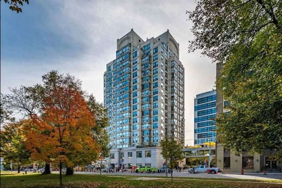 298 Jarvis Street #307, Toronto, ON M5B 2M4