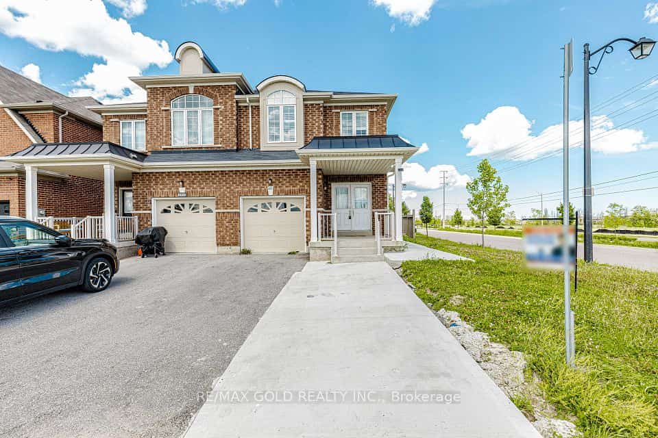 566 Bessborough Drive, Milton, ON L9T 7V2