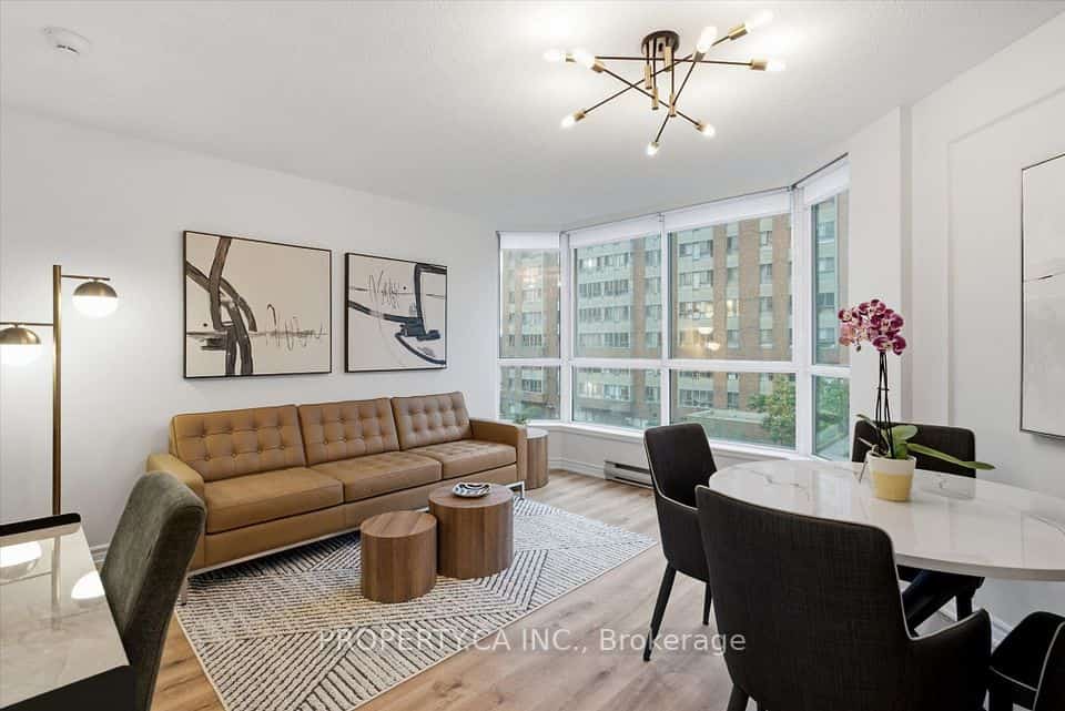 38 Elm Street #410, Toronto, ON M5G 2K5