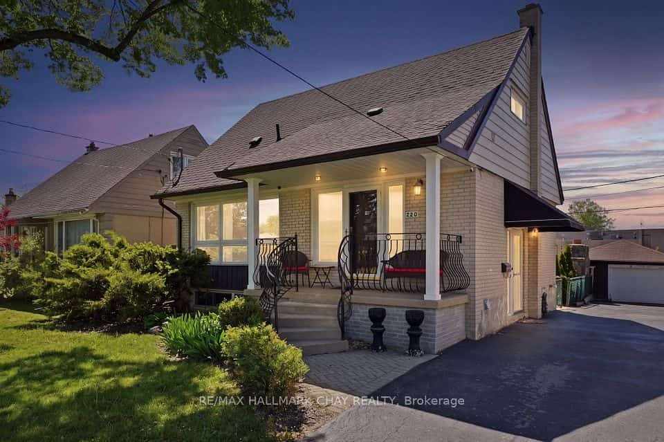 420 Fernleigh Circle S, Richmond Hill, ON L4C 1E6