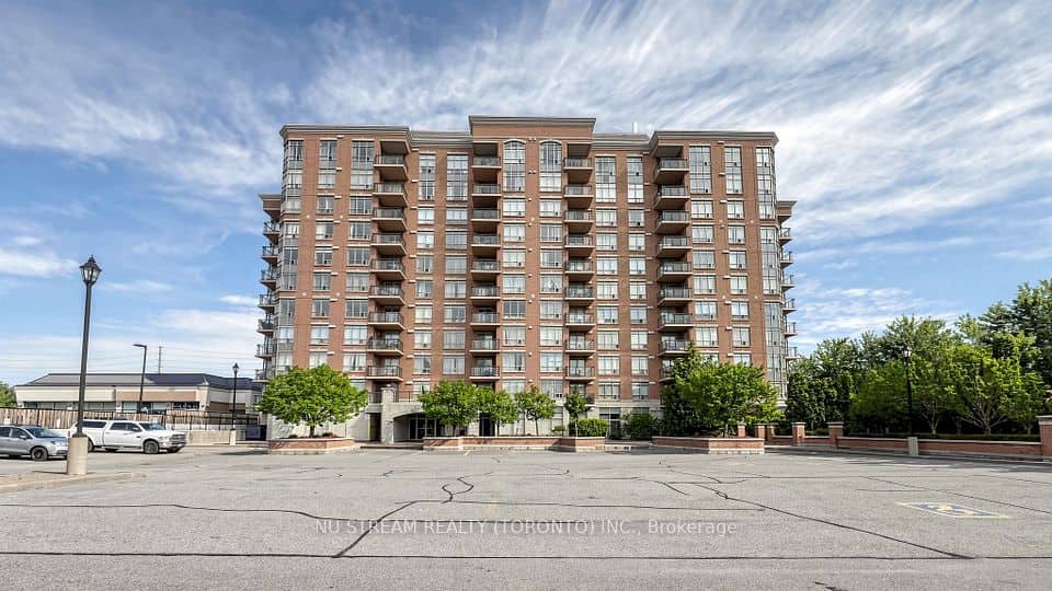 130 Pond Drive, Markham