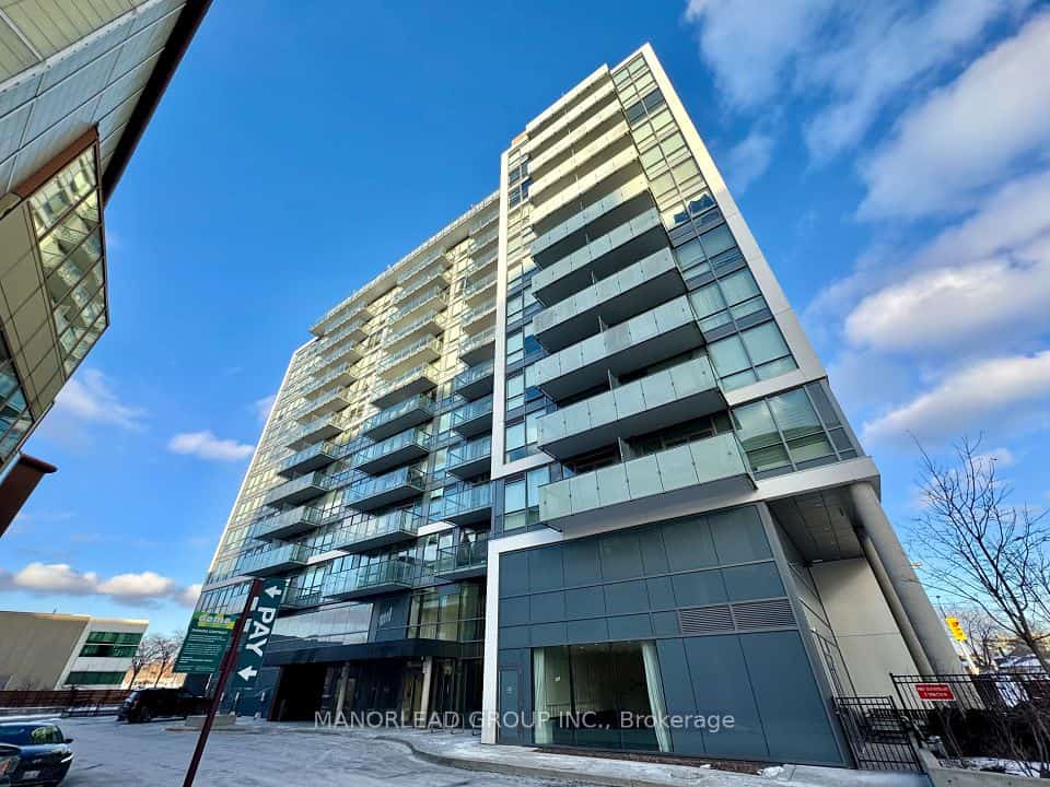 10 De Boers Drive #813, Toronto, ON M3N 0L6