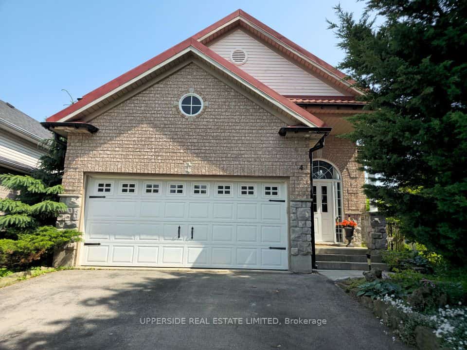 4 Kingsley Road S, Halton Hills, ON L7J 2Z5