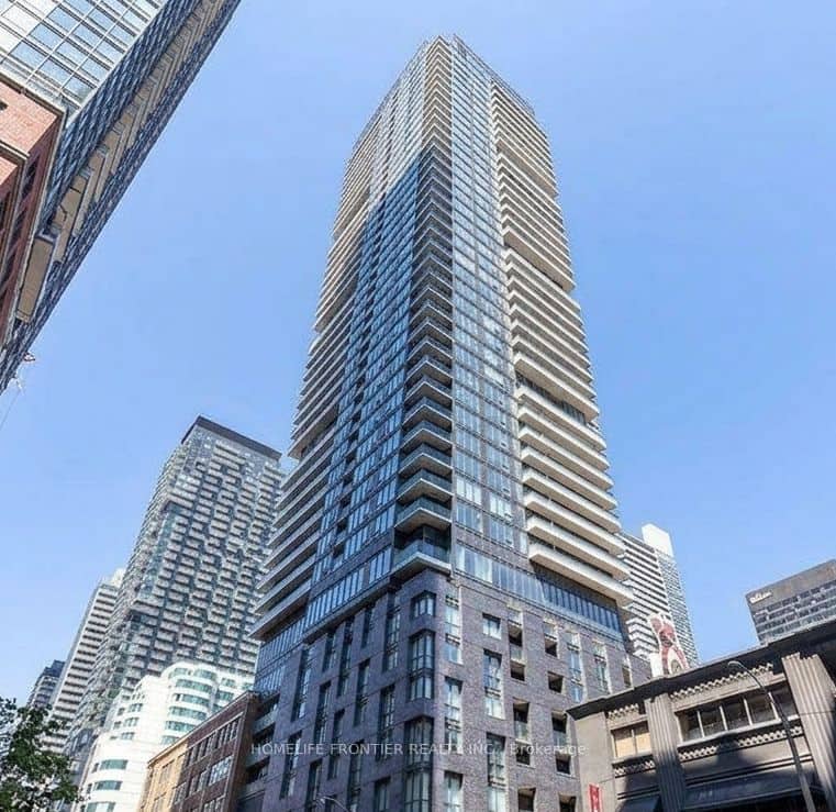 115 SE Blue Jays Way, Toronto