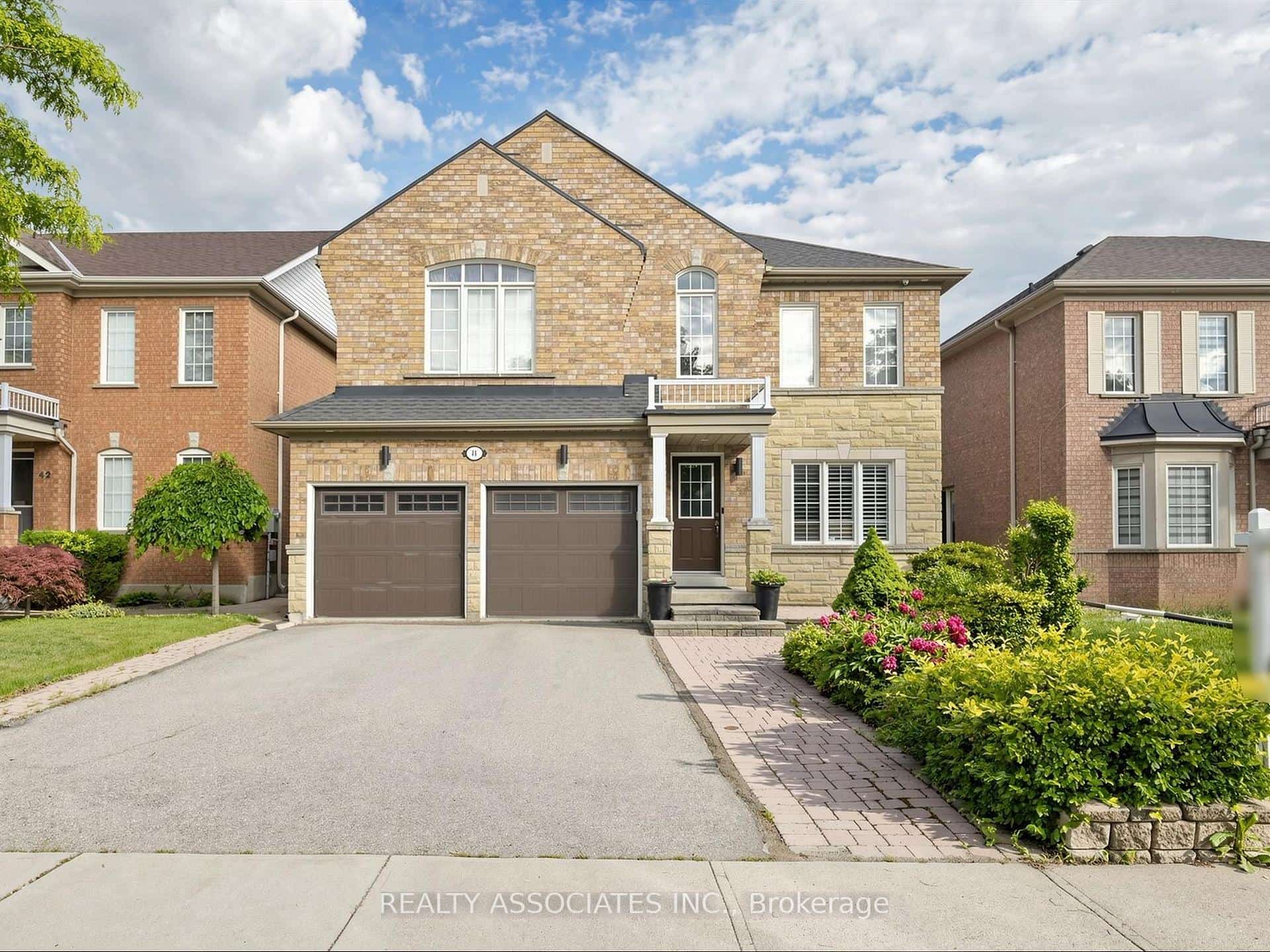 44 Shining Willow Crescent, Brampton, ON L6P 2A2
