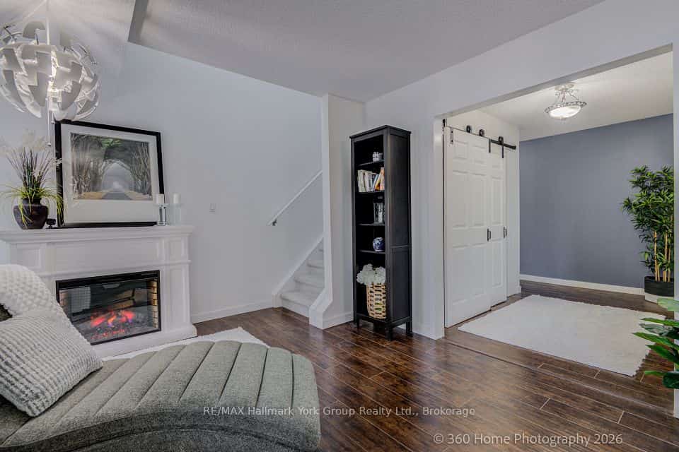 502 ESSA Road #16, Barrie, ON L4N 7L4
