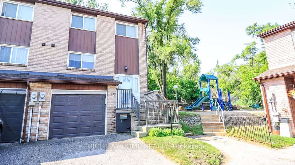 52 Adelaide Street, Barrie, Barrie