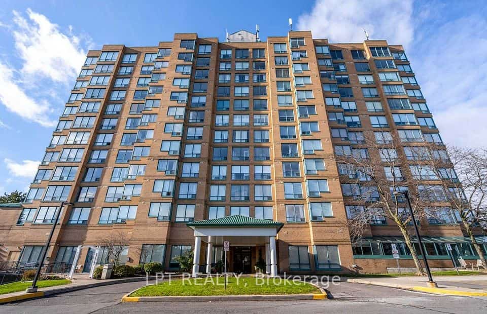 711 Rossland Road E #505, Whitby, ON L1N 8Z1