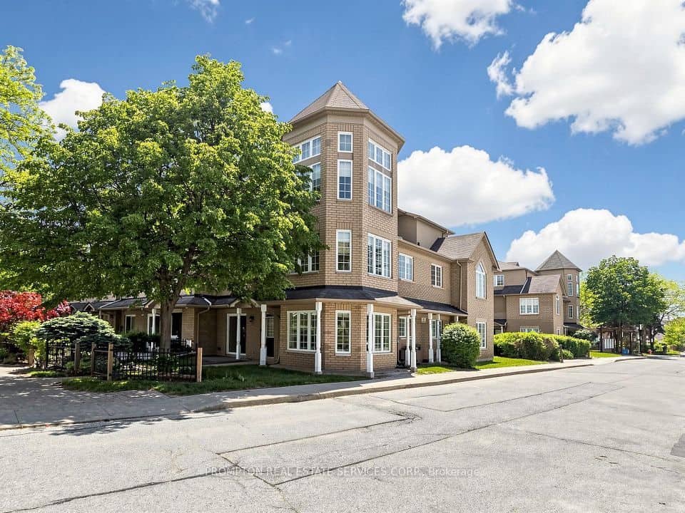5 St Moritz Way, Markham