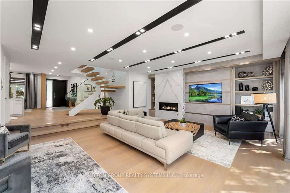 146 Martin Grove Road, Toronto, ON M9B 4K9