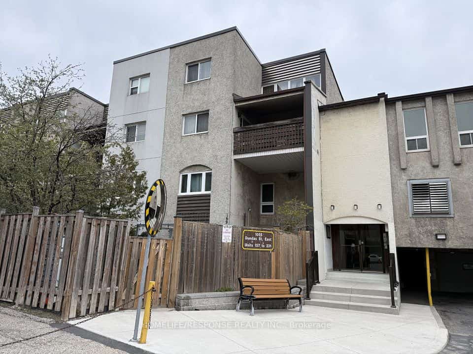 1055 DUNDAS Street E #158, Mississauga, ON L4Y 3X6
