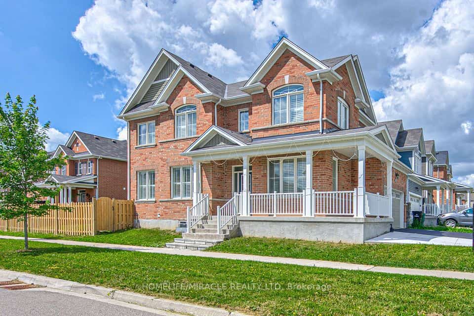 71 Pointer Street, Cambridge, ON N3E 1A1
