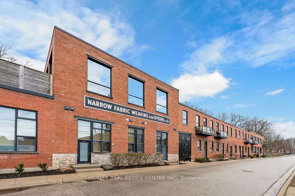 85 Spruce Street #212, Cambridge, ON N1R 4K4