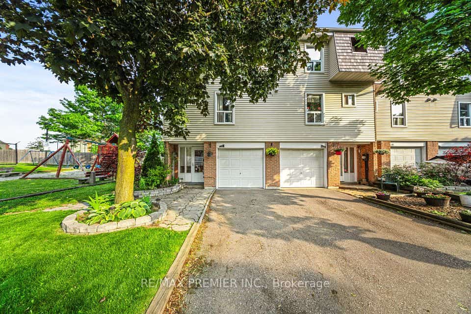 120 Ellerslie Road, Brampton, ON L6T 4C3