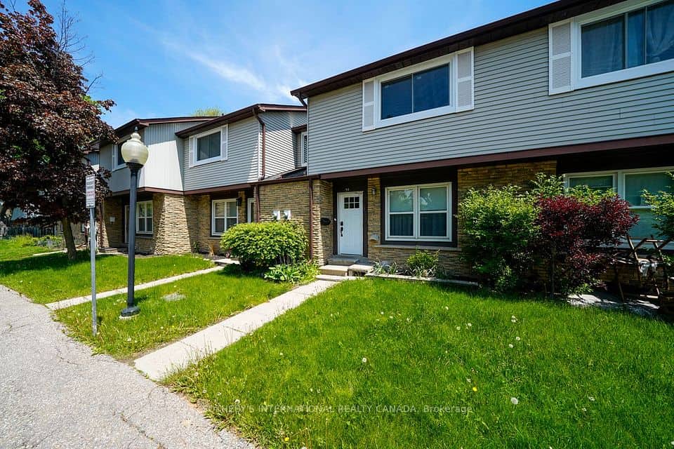 120 Falconer Drive, Mississauga