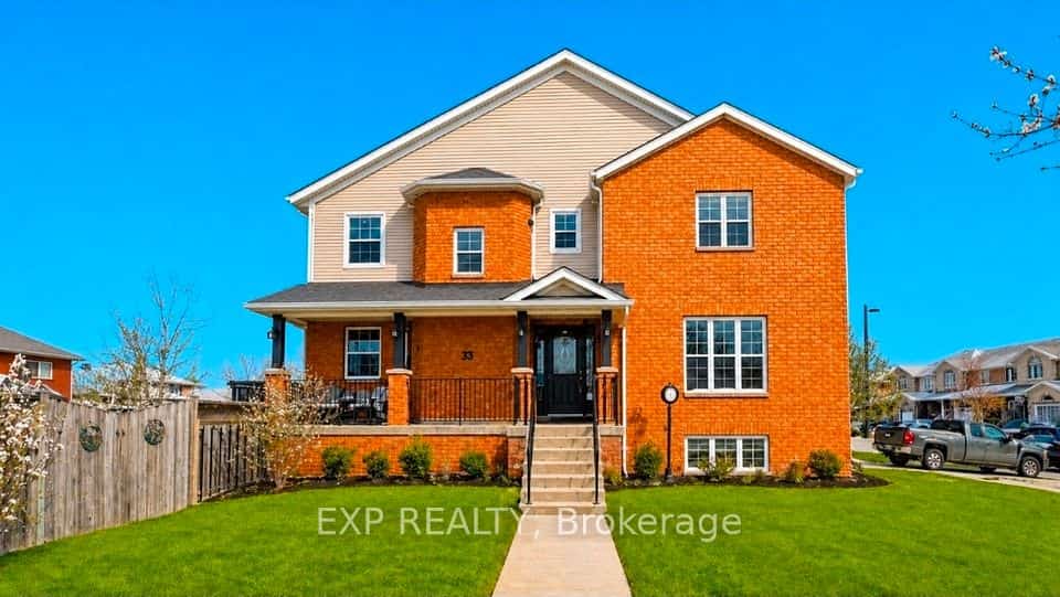 33 Wrendale Crescent, Georgina, ON L4P 4C4