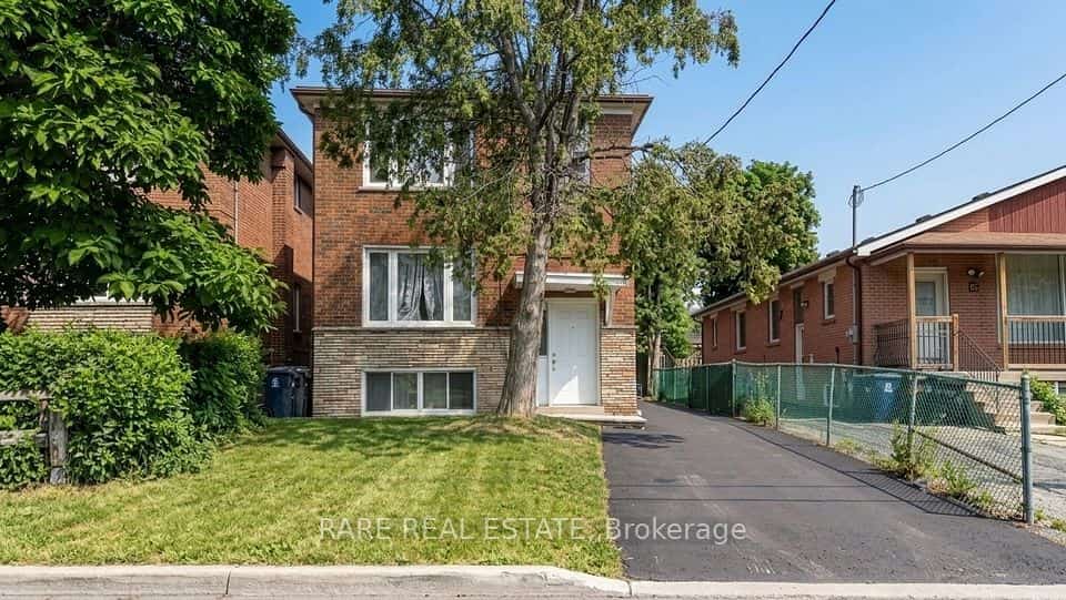 167 Magnolia Avenue, Toronto, ON M1K 3K7