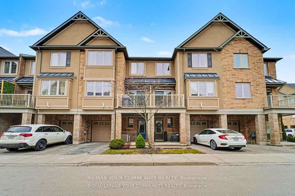 201 Westbank Trail #49, Hamilton, ON L8J 0H4