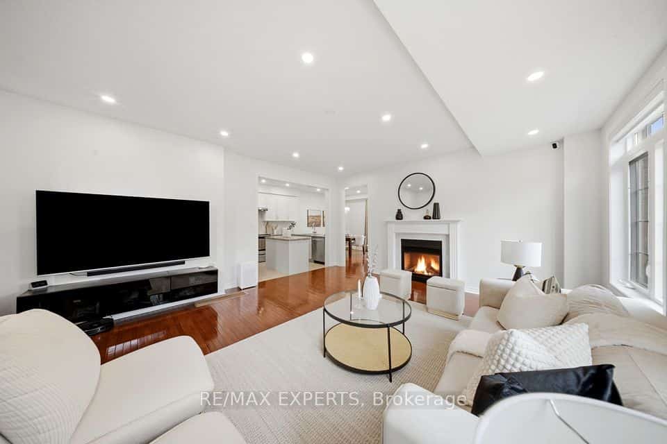 354 Hobbs Crescent, Milton, ON L9T 0J3
