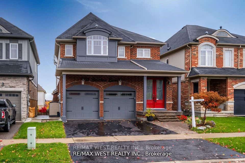 31 Buxton Lane, Clarington, ON L1C 0J9